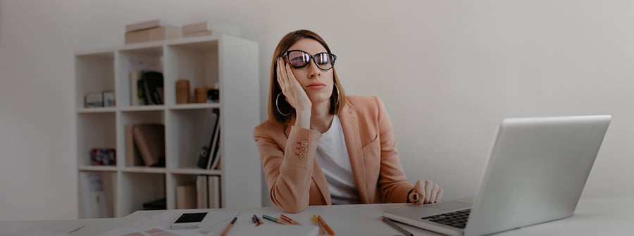 Desmotivación laboral: qué es y cómo ayudar a tu equipo a superarla