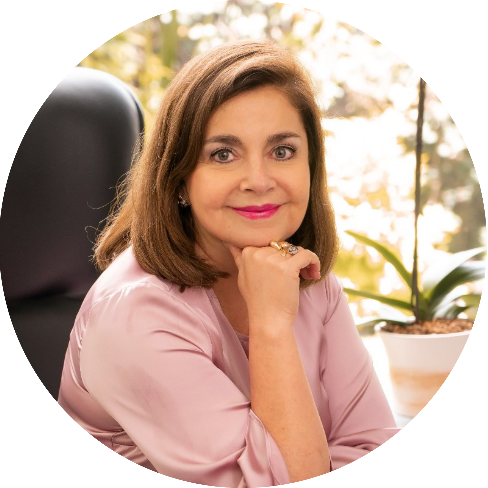 Mónica Flores Barragán 