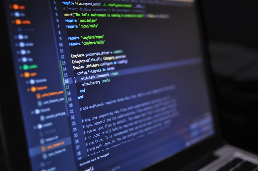 Reduce el riesgo de suplantación de identidad automatizando procesos