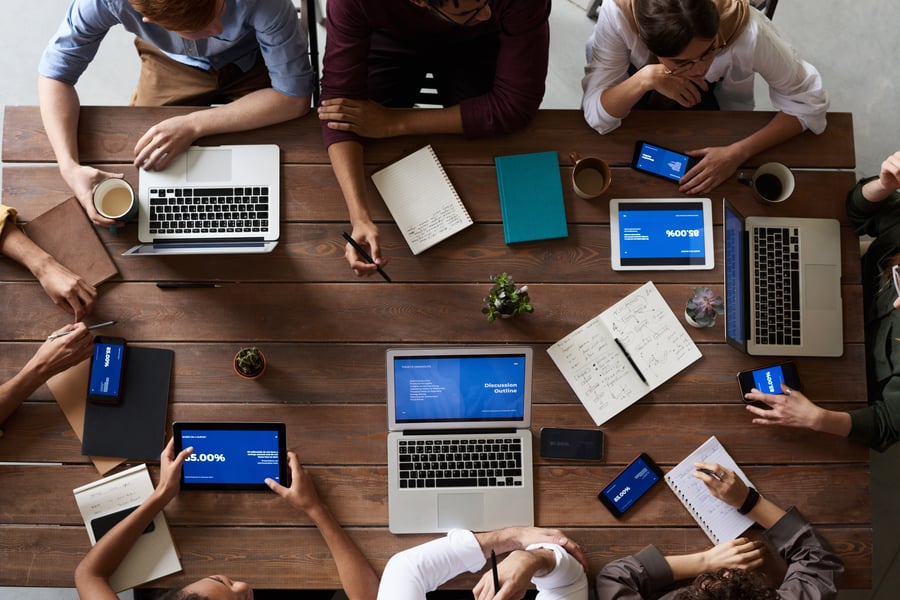 9 consejos para diseñar y administrar una encuesta de clima laboral